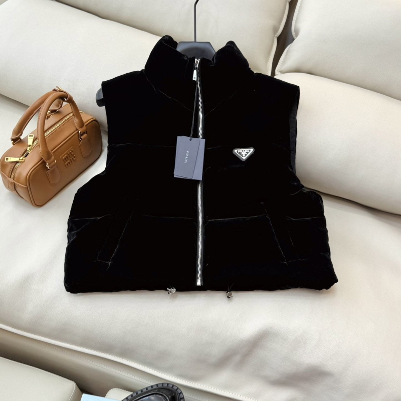 Pra*a down coat